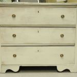 832 3235 CHEST OF DRAWERS